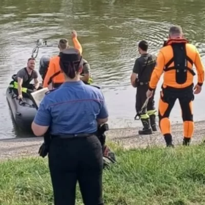 Tragedia nel Mantovano, muore annegato nel Canalbianco davanti alla moglie e alla figlia