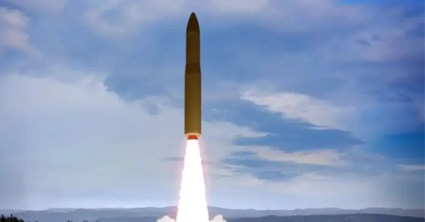 Kiev sotto attacco, la Russia lancia anche il missile Oreshnik: “Può colpire tutta l’Europa”