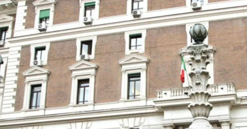 Choc al Viminale, dipendente del Ministero si lancia dal quarto piano: morto davanti ai colleghi