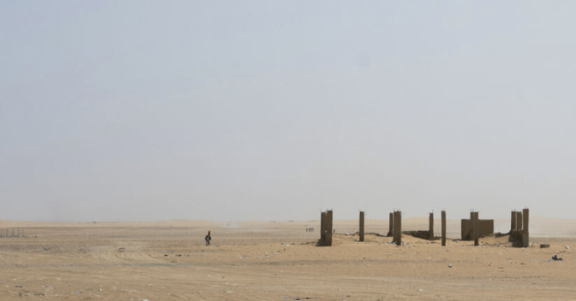 Tragedia nel Sahara, camion bloccato nel deserto: 49 persone morte senza acqua