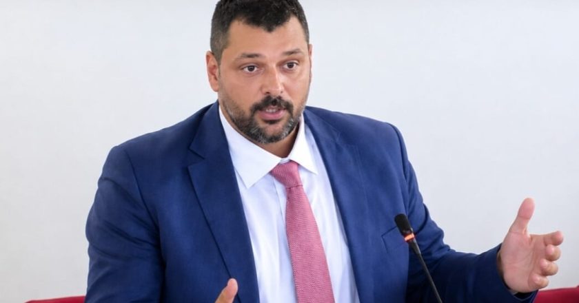 Politica in lutto: è venuto a mancare il vicepresidente Fabrizio Ferri