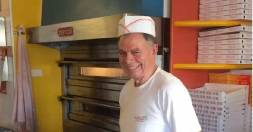 Reggio Emilia, pizzaiolo ucciso a coltellate da un cliente dopo il rifiuto di una pizza gratis: arrestato