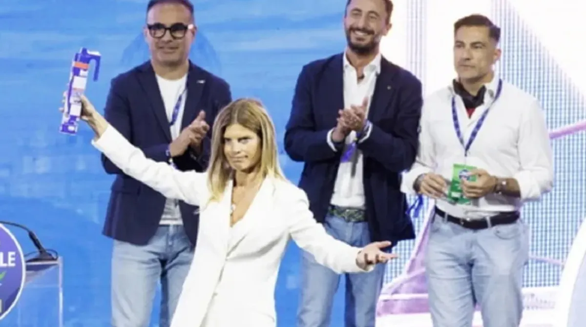 La convention romana di Futuro Nazionale, il movimento guidato da Roberto Vannacci 