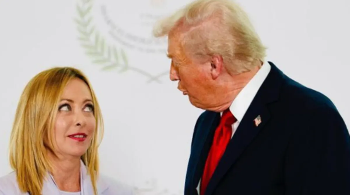 Giorgia Meloni e Donald Trump durante un confronto al G7