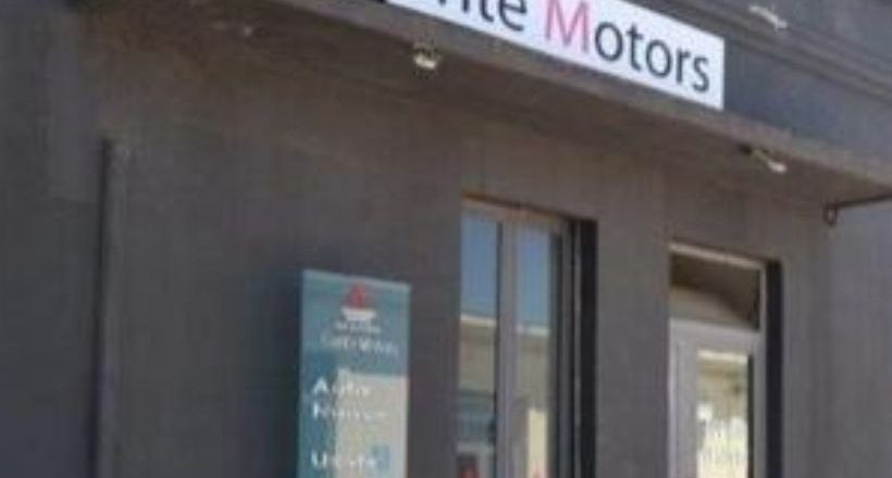 Paga 7.400 euro di caparra ma l’auto non esiste
