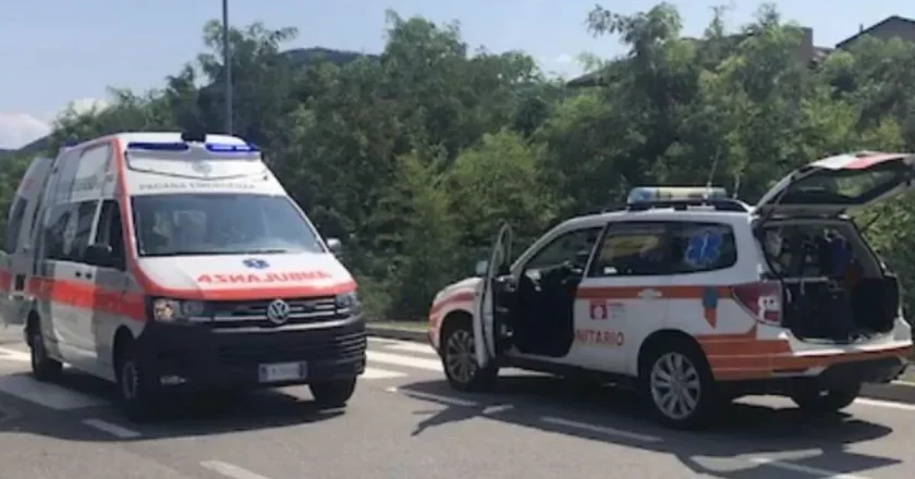 Tragedia sulla statale del Verbano: auto travolge gruppo di ragazzi, muore una 17enne