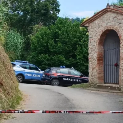 Camaiore, uccide la moglie e il figlio con un fucile da caccia: tragedia familiare sulle colline della Versilia
