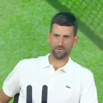 “Ma te l’ho già detto”. Djokovic perde il controllo dopo la partita: cosa succede