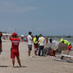 Tragedia al mare in Italia, malore fatale in spiaggia: inutili i soccorsi
