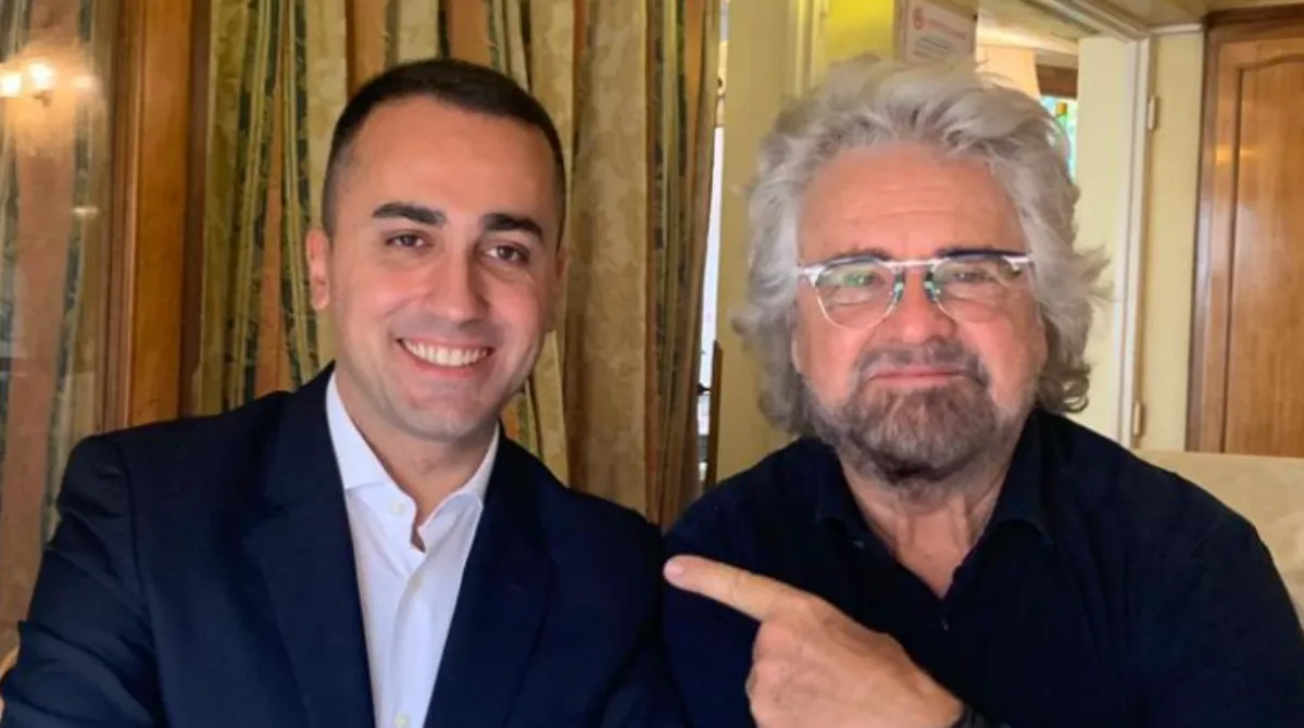 Luigi Di Maio alla Camera risponde alle domande sull'attacco di Beppe Grillo al Movimento 5 Stelle di Giuseppe Conte