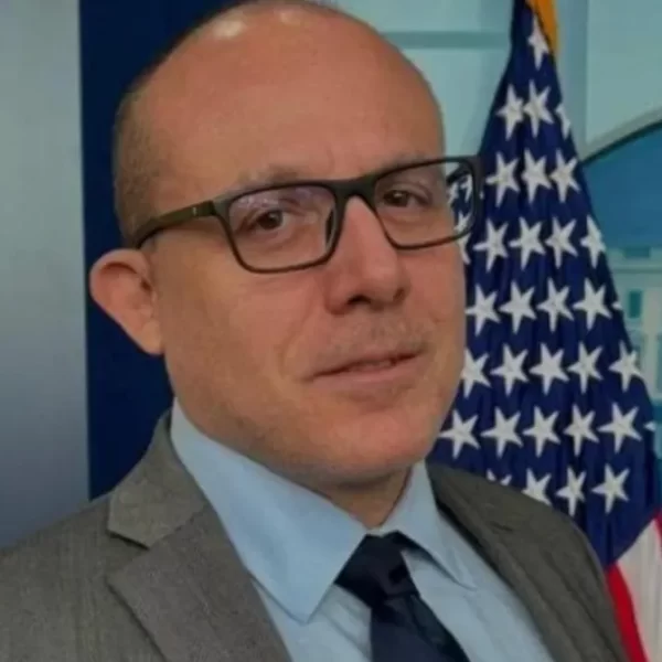 Morto a Washington Daniele Compatangelo, il giornalista italiano dell’intervista a Trump: aveva 50 anni