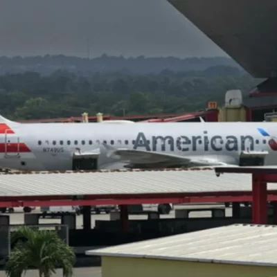 Volo Roma-Filadelfia, malori tra sei assistenti di volo sull’Atlantico: atterraggio di emergenza a Dublino e viaggio cancellato