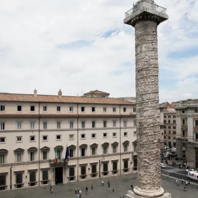 Roma, 80 fiale di fentanyl sparite da un ospedale: riunione d’urgenza a Palazzo Chigi, indaga il NAS
