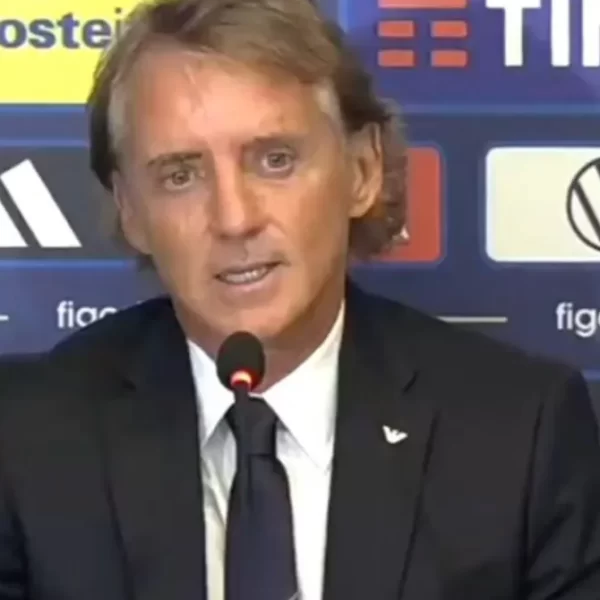 Mancini si presenta da ct della Nazionale: “Andare in Arabia è stato un errore, è come quando perdi la donna della tua vita”
