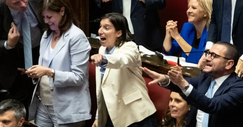 Legge elettorale, il governo va sotto alla Camera per un voto: bocciato l’emendamento sulle preferenze