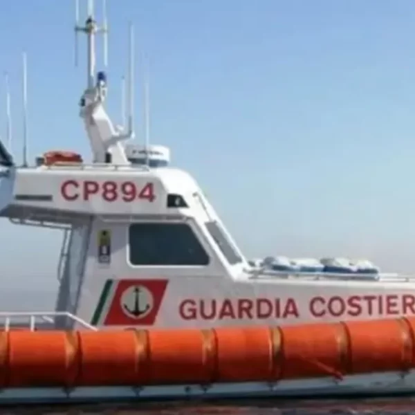 Aereo scompare tra Sicilia e Calabria, ricerche in corso: due avvocati dispersi