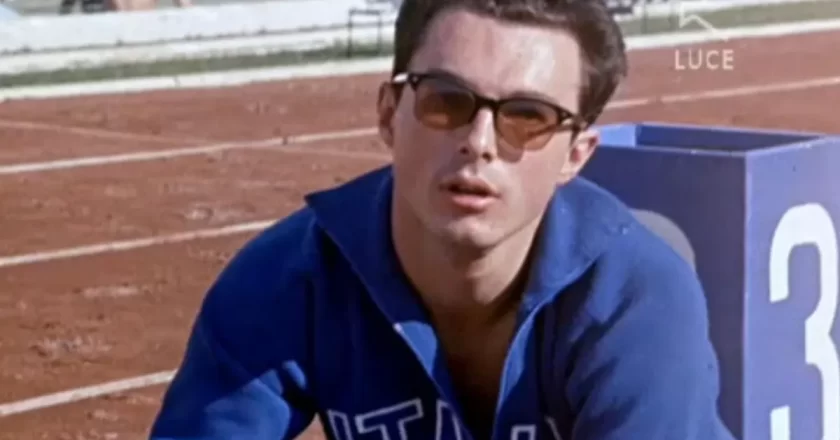 È morto Livio Berruti, l’oro olimpico dei 200 metri a Roma 1960: aveva 87 anni. Fu il volto dell’Italia che rinasceva