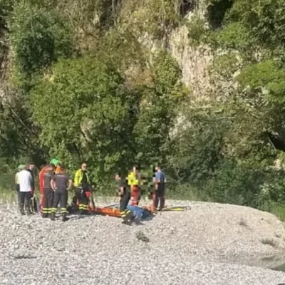 Ragogna, malore mentre fa il bagno nel Tagliamento: morto un 74enne