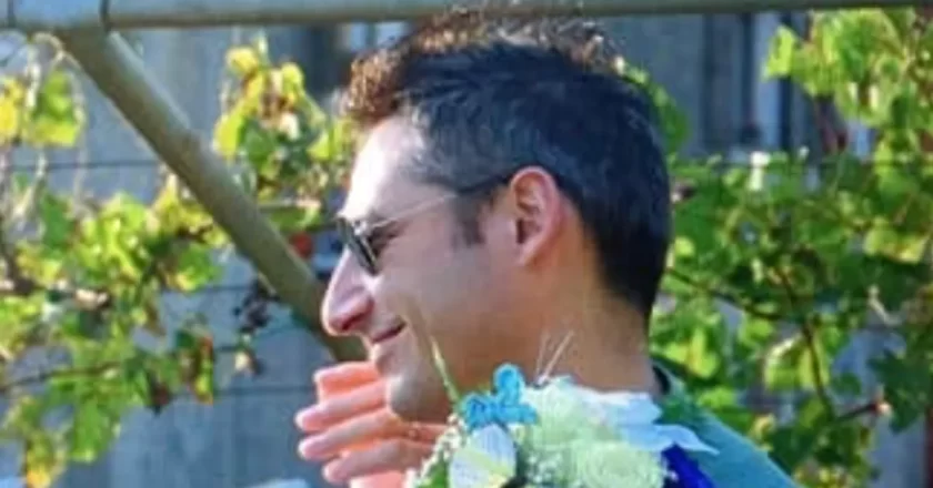 Stefano Giannachi trovato senza vita nel giardino di casa ad Azzano Decimo: aveva 39 anni