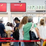 Spagna, scattano i controlli per chi arriva dall’Italia: famiglie bloccate a Minorca e disagi negli aeroporti