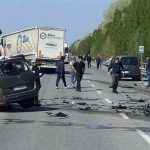 Incidente mortale in autostrada: tir piomba sulle auto ferme. Una tragedia