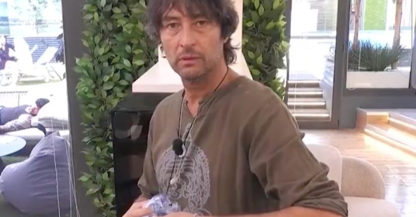 Grande Fratello Vip, Simone Annicchiarico squalificato ha lasciato la Casa