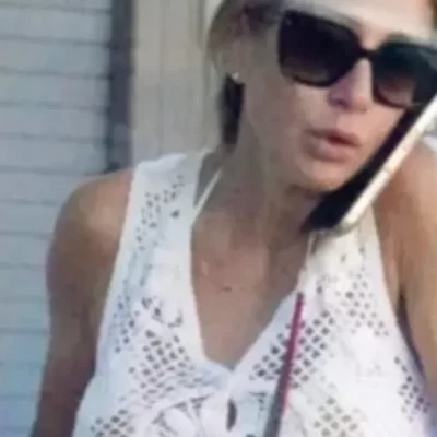 Arianna Meloni, incidente in vacanza: polso rotto e gesso al braccio