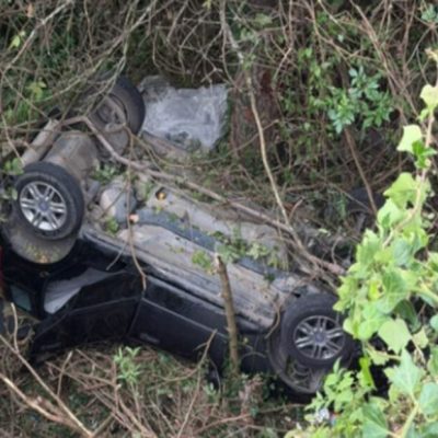 Italia, auto con 5 ragazzi precipita dal belvedere: tragedia