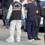 15enne entra in una scuola armata di coltello: ci sono morti e feriti